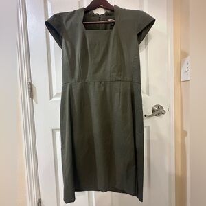 Antonia Melani sheath dress in grey. Size 14